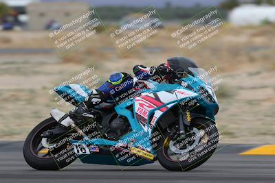 media/Jan-14-2023-SoCal Trackdays (Sat) [[497694156f]]/Turn 4 Set 2 (1030am)/